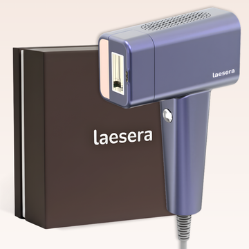 Laesera Nova One IPL ontharingsapparaat voor permanent ontharen thuis – vooraanzicht op een minimalistische achtergrond.